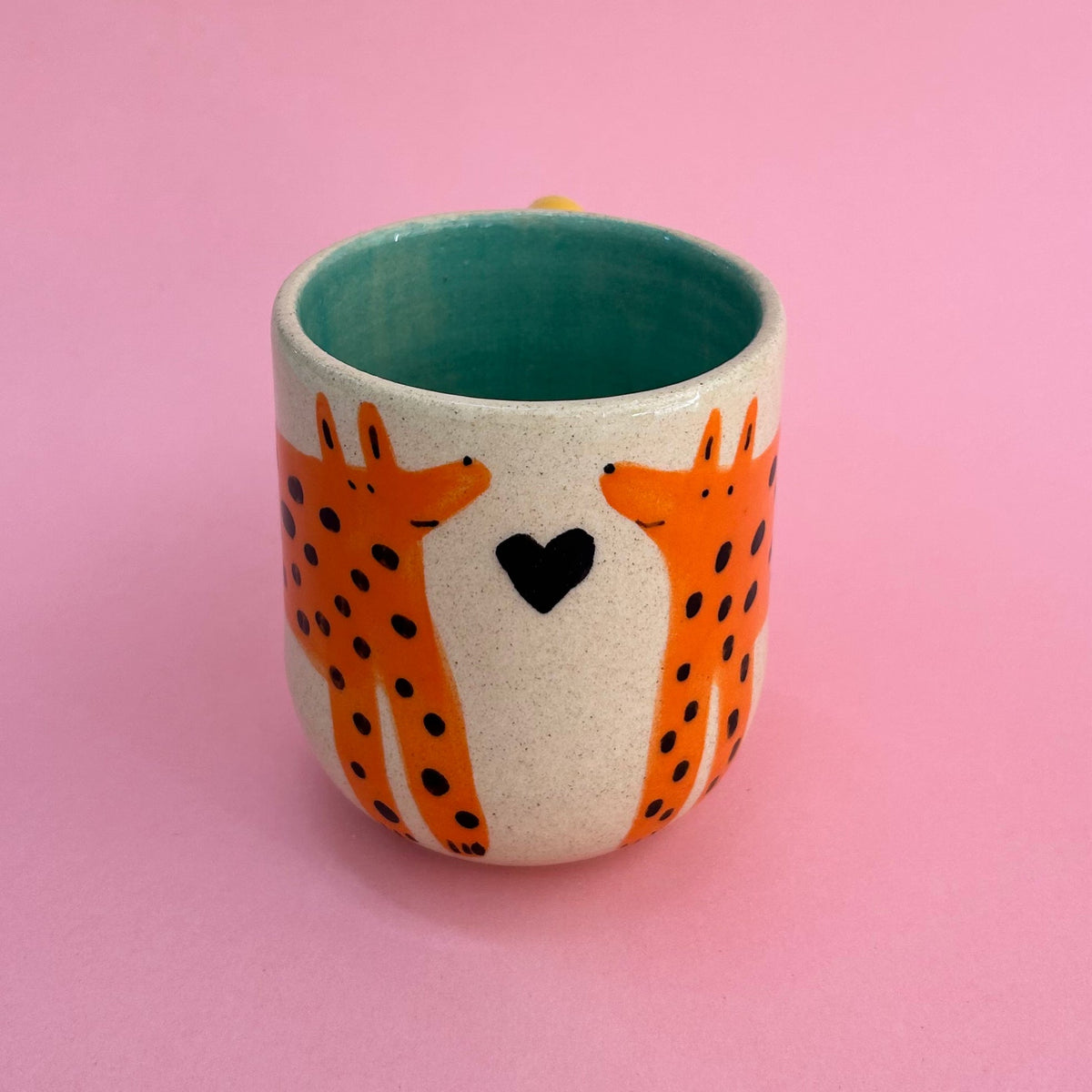 Taza perritos naranjas