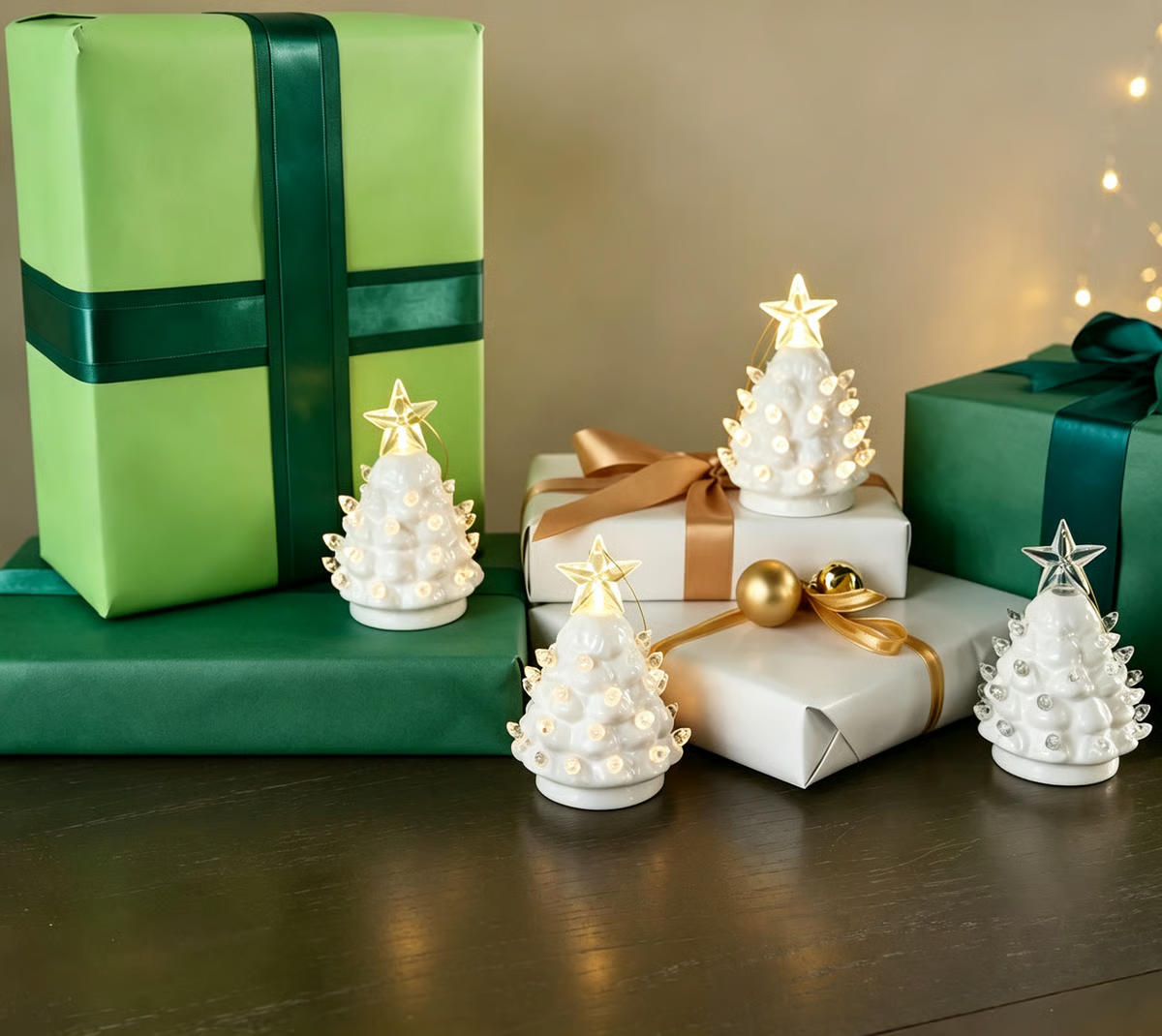 Christmas Mini Nostalgic Tree Ornaments Set (4 Pieces) 🎄