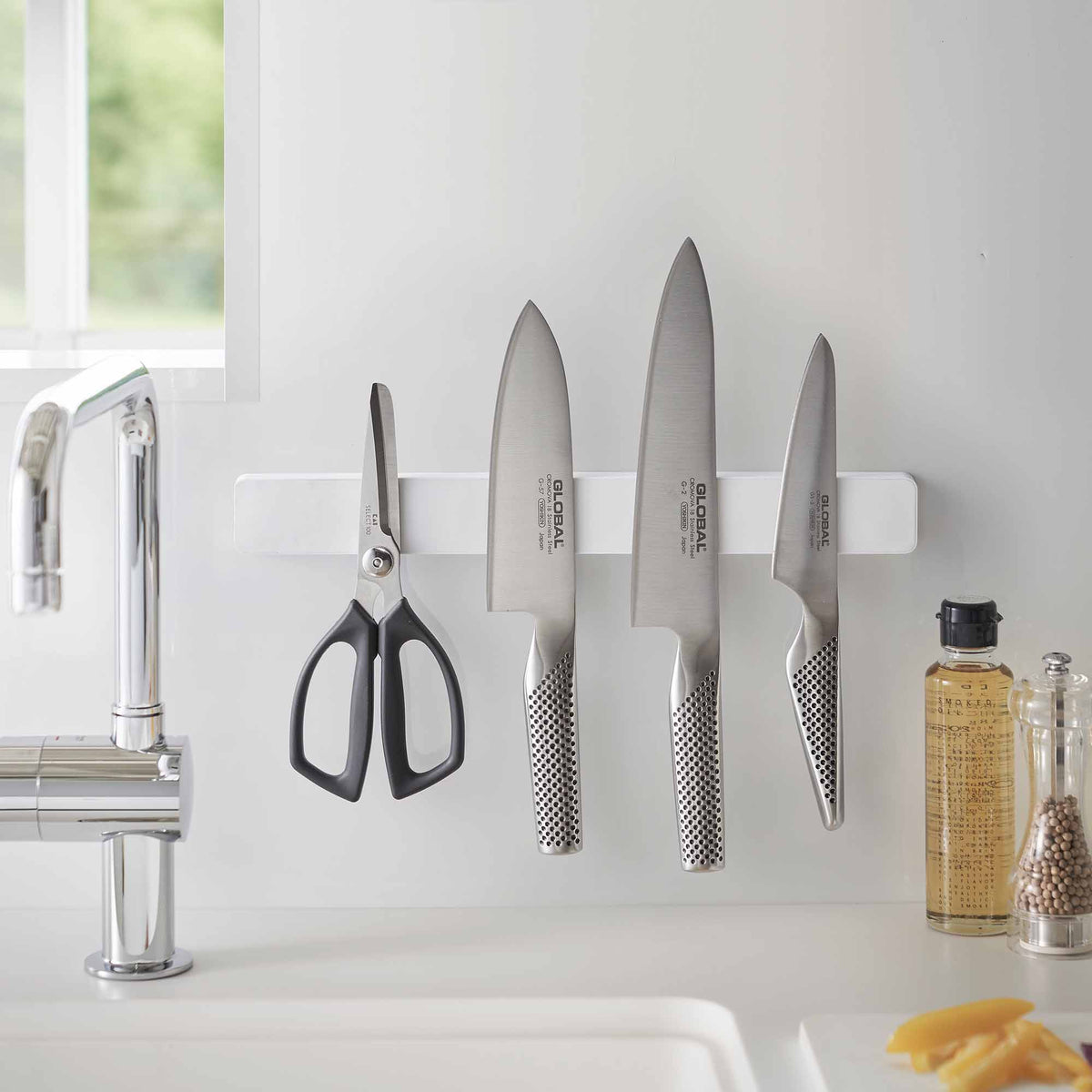 Magnetic Knife Rack