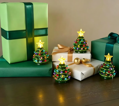 Christmas Mini Nostalgic Tree Ornaments Set (4 Pieces) 🎄