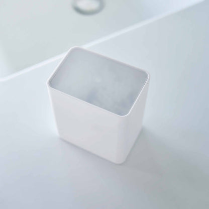 Cotton Swab Push-Top Case