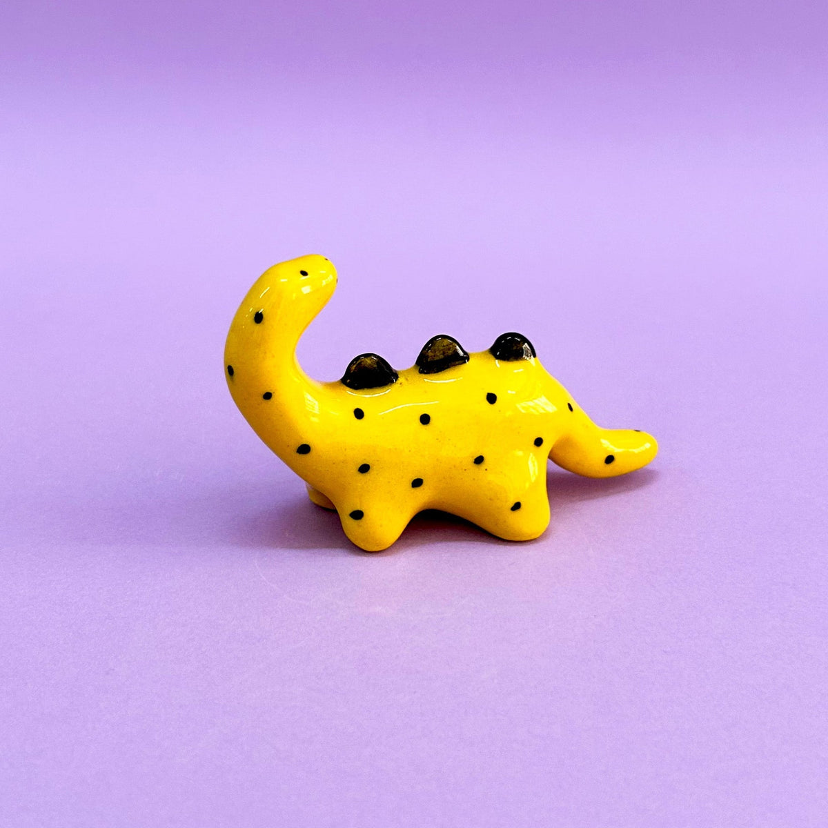 Dino amarillo