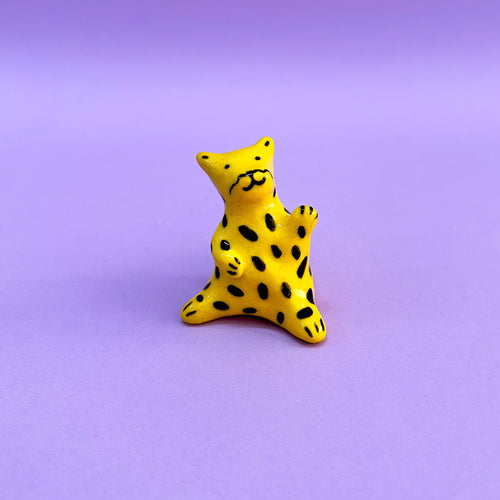 Gatito amarillo peque