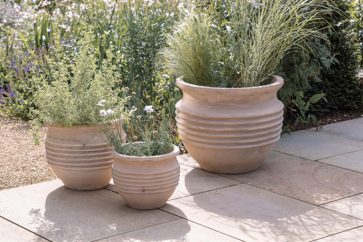 Nkuku Ullu Terracotta Planter – Terracotta