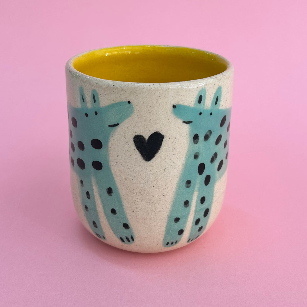 Taza perritos verdes