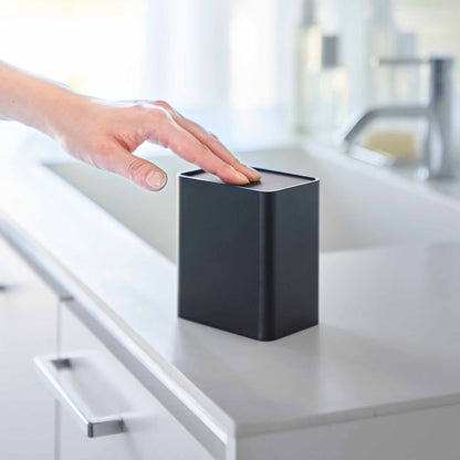 Cotton Swab Push-Top Case