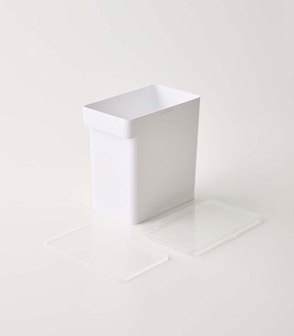 Airtight Pet Food Container - Two Sizes