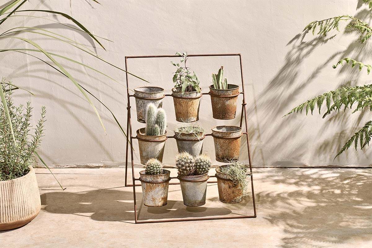 Nkuku Abari Planter Stand