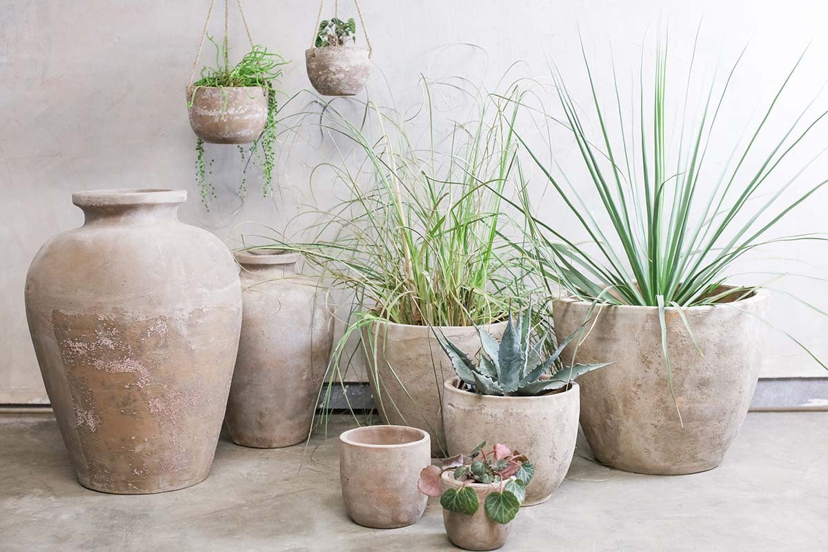Nkuku Affiti Clay Tapered Pot – Large