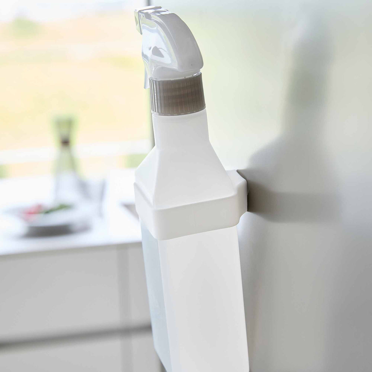 Magnetic Bottle Holder - Silicone