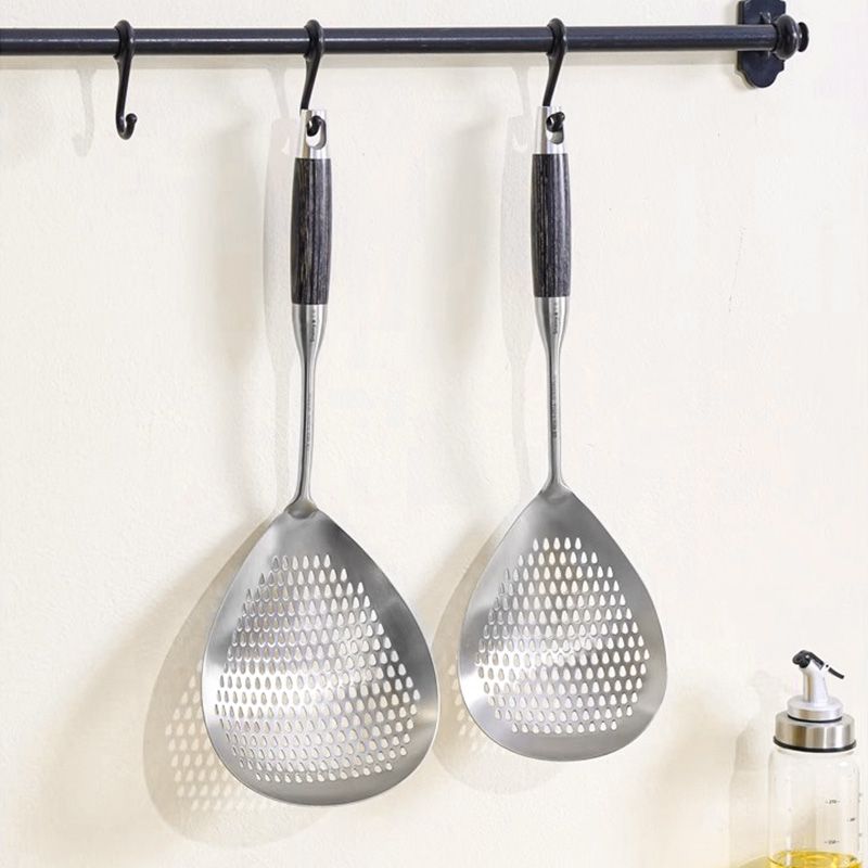 📢📢40% OFF !! ⏰ Stainless Steel Skimmer Spoon – Fast draining, heat-safe & versatile – Perfect for frying, soups & pasta 🍳