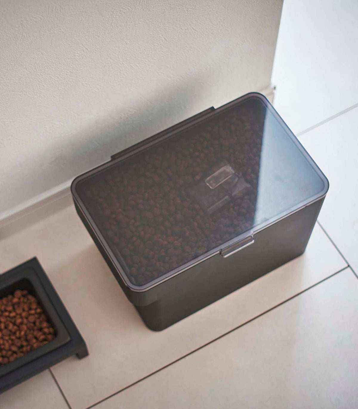 Airtight Pet Food Container - Two Sizes